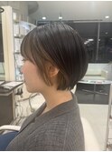 フェイスフレーミング×シアベージュ×ショートボブ