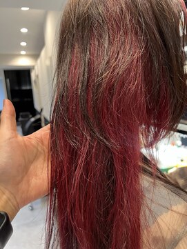 ディーヘアーデザイン(d.HAIR DESIGN) 赤色×黒