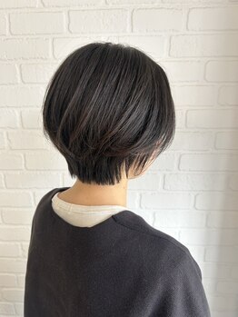 デュッカダブリュー(Duka W)の写真/髪質やクセを見極め、あなたに似合ったメニューをご提案♪丁寧なカウンセリングで理想のスタイルを実現☆