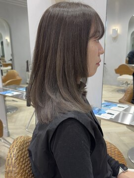 ティエラ 原宿 表参道(Tierra) 〈Tierra毛利仁美〉イヤリングカラーでオシャレセミロングヘアに