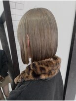 レガーレ(Legare)&nbsp;切りっぱなしボブ×ハイトーン×グレージュ