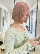 イロウ 天神大名店(IROW) ピンクベージュ ブリーチ シースルー ミニボブ 切りっぱなし