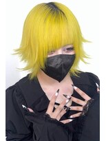 ギミックパシャ(GIMMICK pasha)&nbsp;イエロー/抜きっぱなしブリーチカラー/ウルフカット/レイヤー