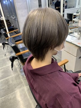 キャラ シャローネ 池袋(Chara Chalone) ショート×シアーグレージュ