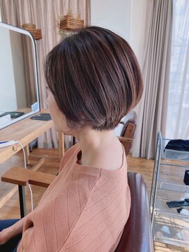 ヘアスペース リズム グリーン(Hair space Rizm green) 重めショートボブ