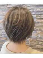 フィーカ(Fika)&nbsp;束間ショート＋ベージュ