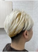 【iikanji hair】ホワイトブリーチ×マッシュショート