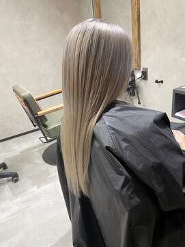 サニー 渋谷(SUNNY) バレイヤージュ、ハイライト、レイヤーロング、グレーベージュ