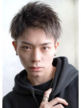 ゼロ 渋谷(XeRo) ツーブロック刈り上げマッシュアップバングショート
