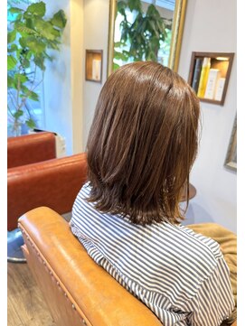 ディアバースデー(Dear Birthday) 20代30代40代50代☆外ハネくびれミディアム