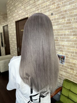 オンアンドオフ ON and OFF シルバーアッシュ