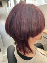 ニカ(NIKA)&nbsp;ハイライトレッド　個性派ショート