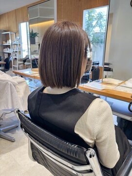 ヘアーエスクールエミュ(hair S. COEUR emu) グレージュカラー/白髪ぼかし/ハイトーン/松井山手/京田辺