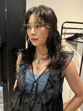 クヴェル バイ アーバン(KVELL by urban.) 【名古屋駅/パーマ/ボブパーマ/ウルフパーマ/レイヤーパーマ】