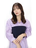 緩い抜け感が素敵な外巻きミディアム