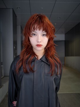 ギークス(GEEKS) 【GEEKS渋谷】ミディアムレイヤー/ウルフ/20代30代/ワンブリーチ