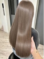 ルーブ トウキョウ(Loob. TOKYO)&nbsp;池袋東口ハイトーンカラーミルクティーベージュピンクベージュ