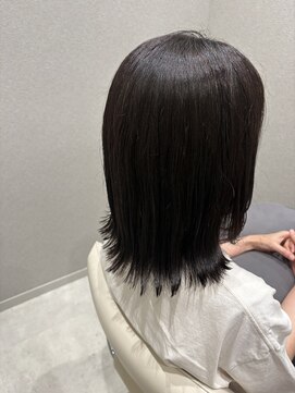 ロエ(Lowe') フェイスレイヤー肩ボブ