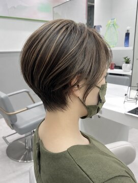 アッシュ 横浜西口店(Ash) 横浜脱白髪染めハイライトショート