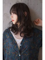 アトリエ フェム(atelier.fem)&nbsp;動きのあるパーマヘア×ダークグレージュ