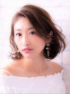 ソア 武蔵小杉(SOAR) 伸ばしかけ小顔ネイビーカラーのマニッシュ美髪フレンチボブ