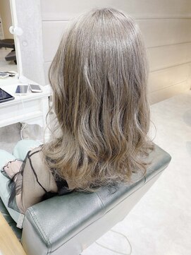 デイズ(days) アッシュベージュ#デジタルパーマ#大人かわいい