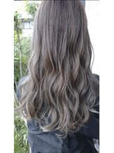 ｗカラーやハイライト・ローライトでカワイク♪オシャレに♪デザインカラーでスタイルを楽しみましょう！！