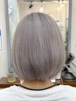 ビランチェ 池袋(bilancia)&nbsp;ホワイトカラー/ホワイトアッシュ/ケアブリーチ/ブロンド/池袋