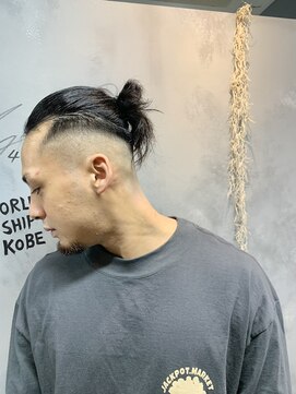 ワールドシップコウベ(WORLD SHIP KOBE) スキンフェード×マンバン