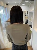 前下がり切りっぱボブ