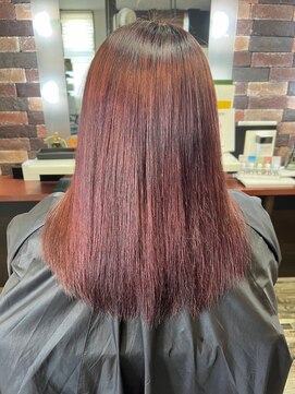 ヘアー リードレス(hair Re:dress) ツヤ髪ピンクカラー ストレート 髪質改善縮毛矯正