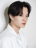 オーシャントーキョー(OCEAN TOKYO) 韓国ヘアカルマパーマコンマバングセンターパート黒髪ウルフ