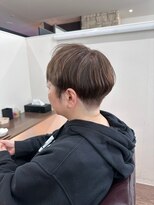 アスール(AZUL)&nbsp;女子の刈り上げショート