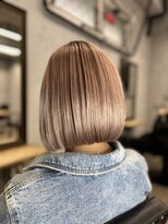 ワン(ONE)&nbsp;海外風ボブ