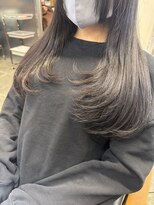 キャラ シャローネ 池袋(Chara Chalone)&nbsp;大人可愛いシャギーレイヤー/小顔に見えるシャギーカット/たいし