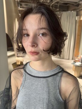 スクリーン(SCREEN) ホワイトグレージュ/デジタルパーマ/チェリーブラウン/三宮/元町