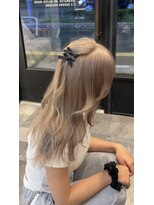 ココモ(KOKOMO) 【NINA】ホワイトミルクティー/ブリーチ2回~