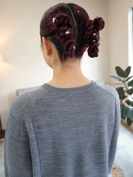 トナリ(tonari) ヘアセット ツインお団子 イベントヘア アップ【鹿児島中央駅】