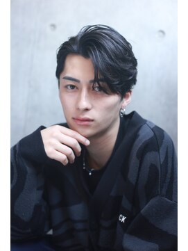 エミュ 表参道 青山(emu) かきあげバングアシメスタイリング