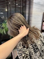 ラフ バイ マグ 南松本(R.A.F. by Mag) 松本市30代40代人気白髪ぼかしハイライトイルミナカラー艶カラー