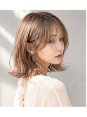 モカベージュくびれボブ