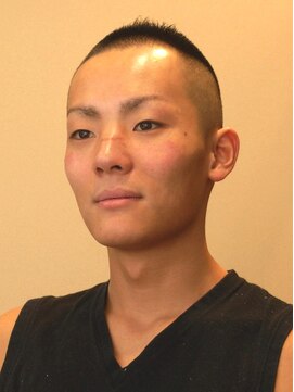 ヘアーラウンジ ユーナイン(HairLounge YU 9) スポーティー&エネルギッシュな彼に…【スマート・モヒ】