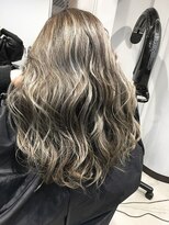 オリ(‘Oli)&nbsp;ハイライト＿プラチナグレイジュ