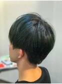 深みのあるブルーグリーン