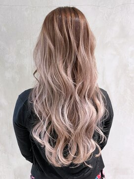 アルバム 渋谷パルコ(ALBUM) ウォームベージュ_ショートパーマホワイトアッシュ_ba317991