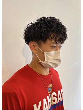 ツイギー 千舟店(TWiGGY) 刈り上げマッシュ×スパイラルパーマ