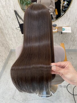 ヒアー 岡山(here) ショコラベージュ/ボブルフ/カール/艶ボルドー