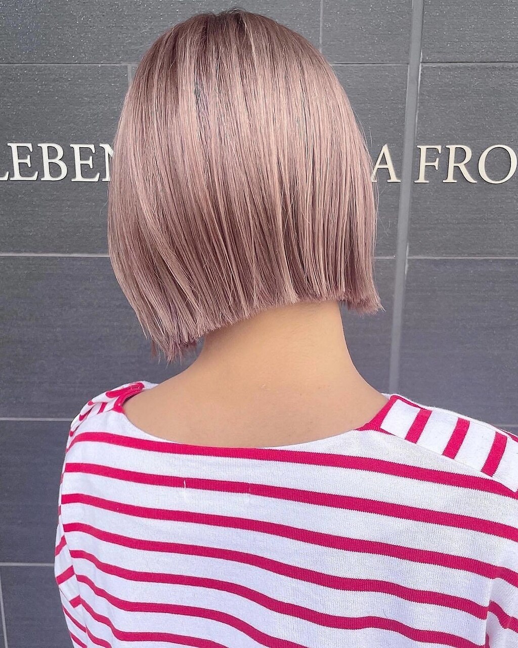 ベージュピンク_ベビーピンク_ミルクティーピンク_ ボブショート