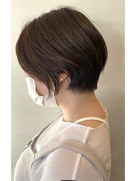 リボーン(Re:BORN) 前下がりショート