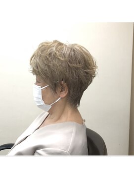 テルミークリニカルデザイン 北千里 30代40代50代ショートパーマ